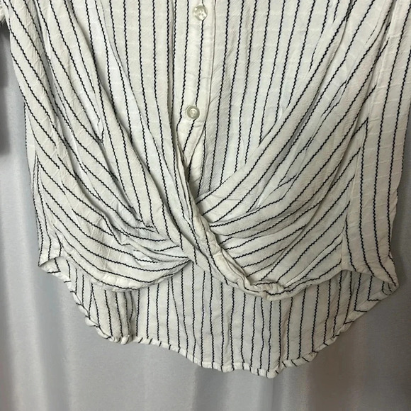 BCBGeneration Stripped Blouse Size S Highlow - Picture 3 of 7